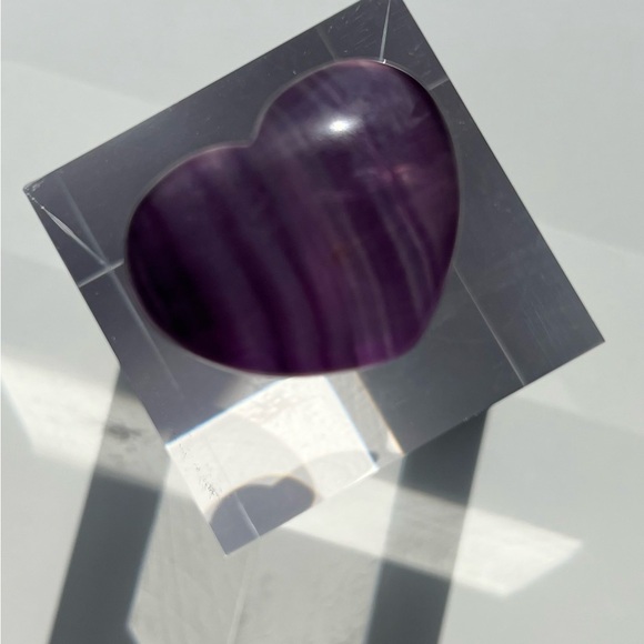 Purple Fluorite Heart - Picture 9 of 10